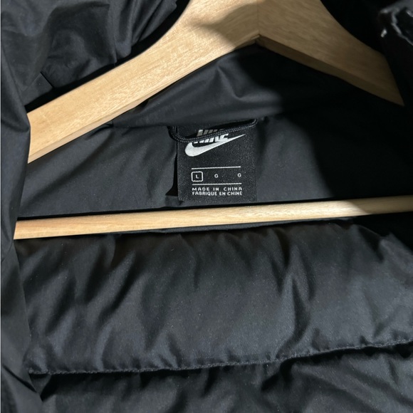 Nike Down Jacket - Picture 2 of 3
